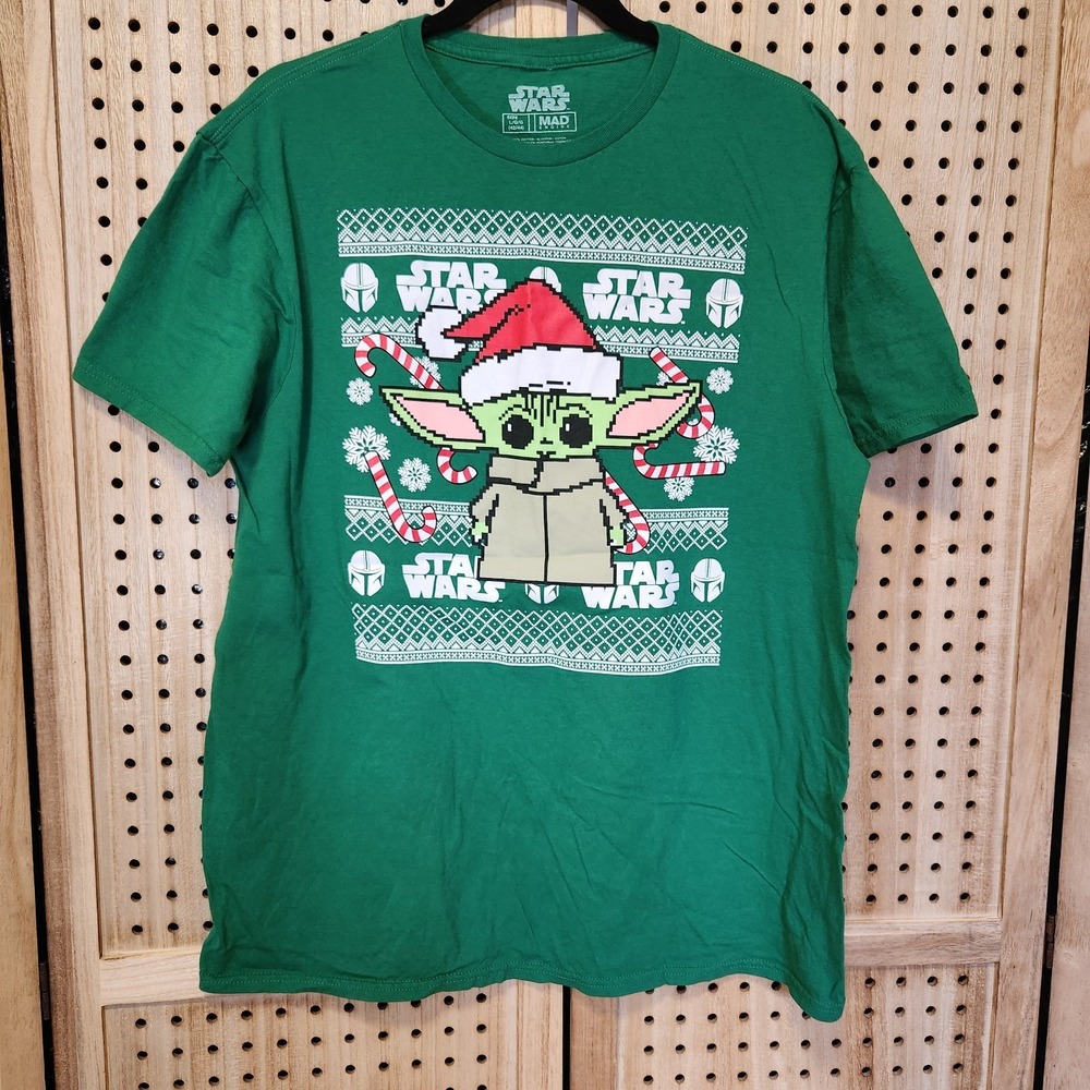 Star Wars Green Christmas Baby Yoda Grogu T-Shirt Size L 100% Cotton Holiday‎